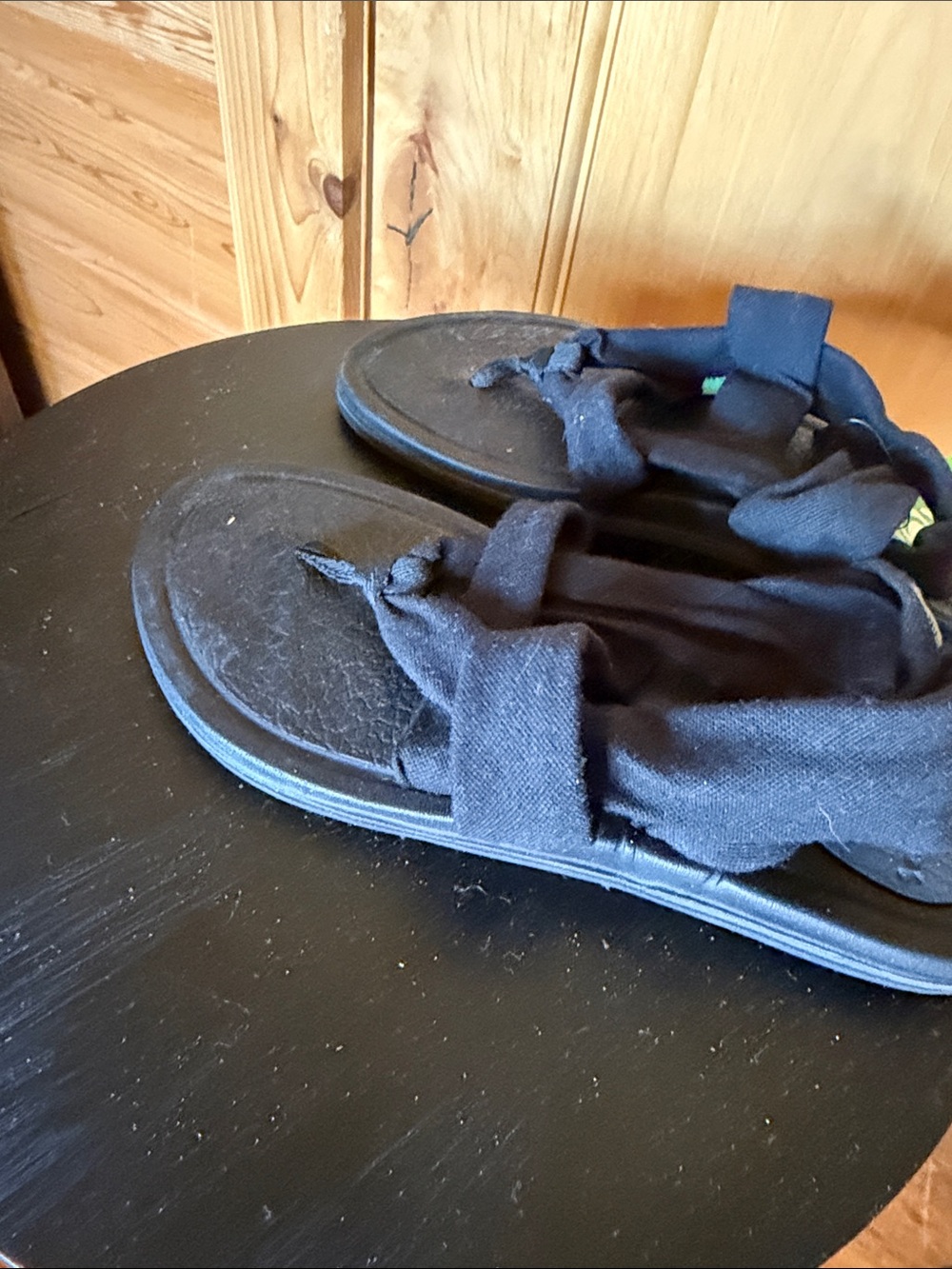 Sanuk Black Fabric Strap Women's Sandals